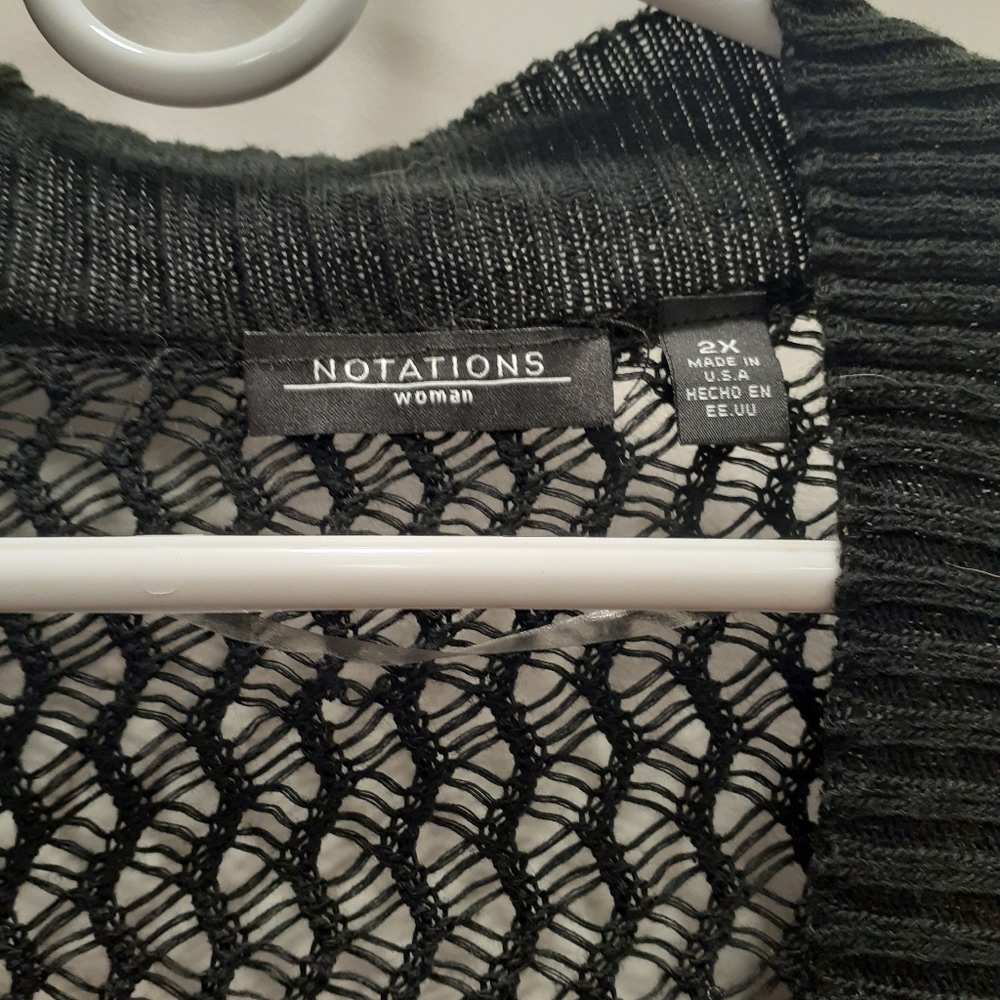Notations cover sweater